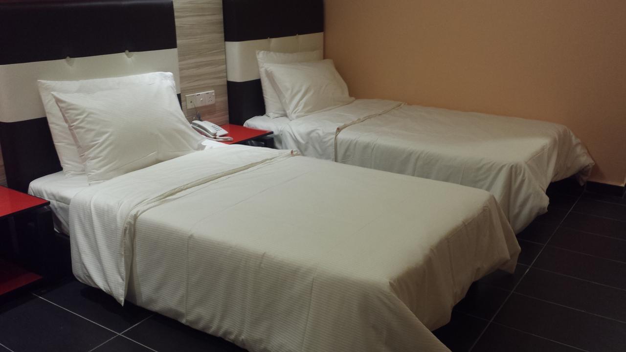 Js Hotel Τζόχορ Μπάχρου Εξωτερικό φωτογραφία