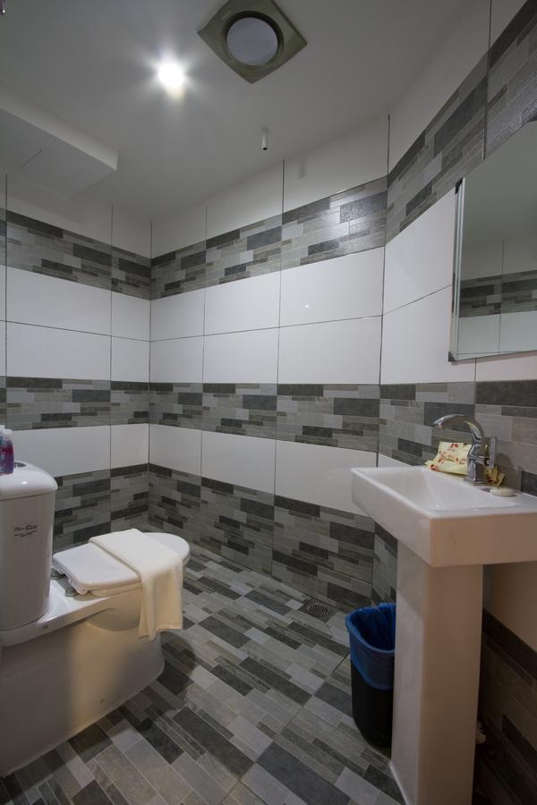 Js Hotel Τζόχορ Μπάχρου Εξωτερικό φωτογραφία