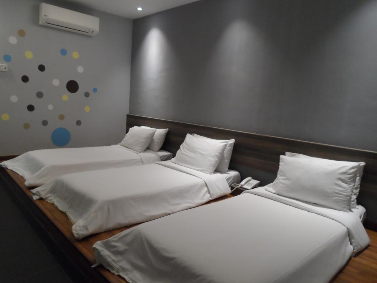 Js Hotel Τζόχορ Μπάχρου Εξωτερικό φωτογραφία