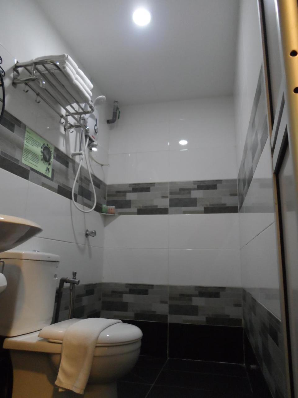 Js Hotel Τζόχορ Μπάχρου Εξωτερικό φωτογραφία